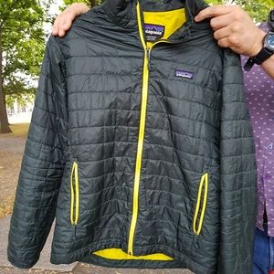 Patagonia Men’s Nano Puff Jacket in Green
